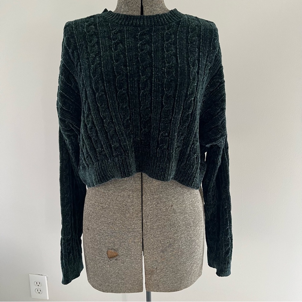 Soft Cropped Long Sleeve Sweater